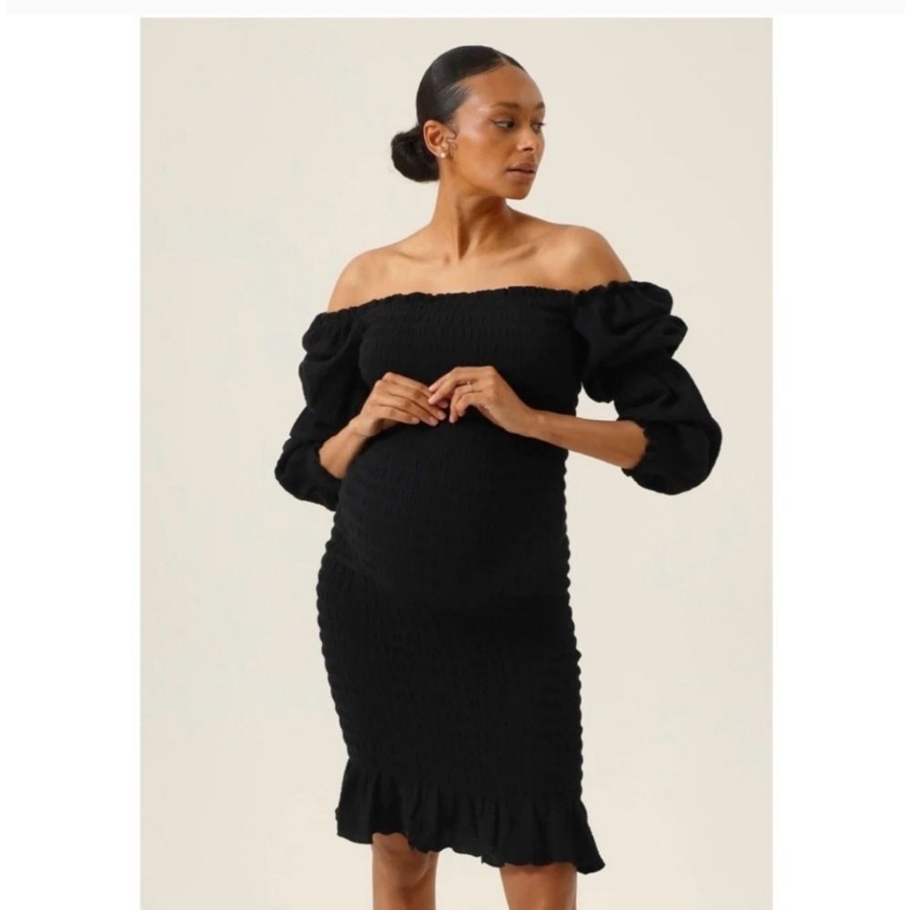 Elegant Black Off-Shoulder Long Sleeve Dress